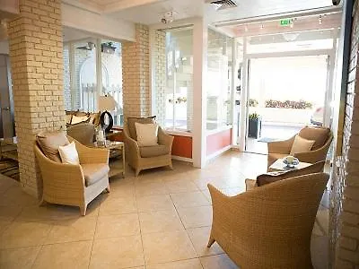 Best Western Plus Yacht Harbor Inn Dunedin