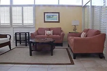 Best Western Plus Yacht Harbor Inn Dunedin Hotel