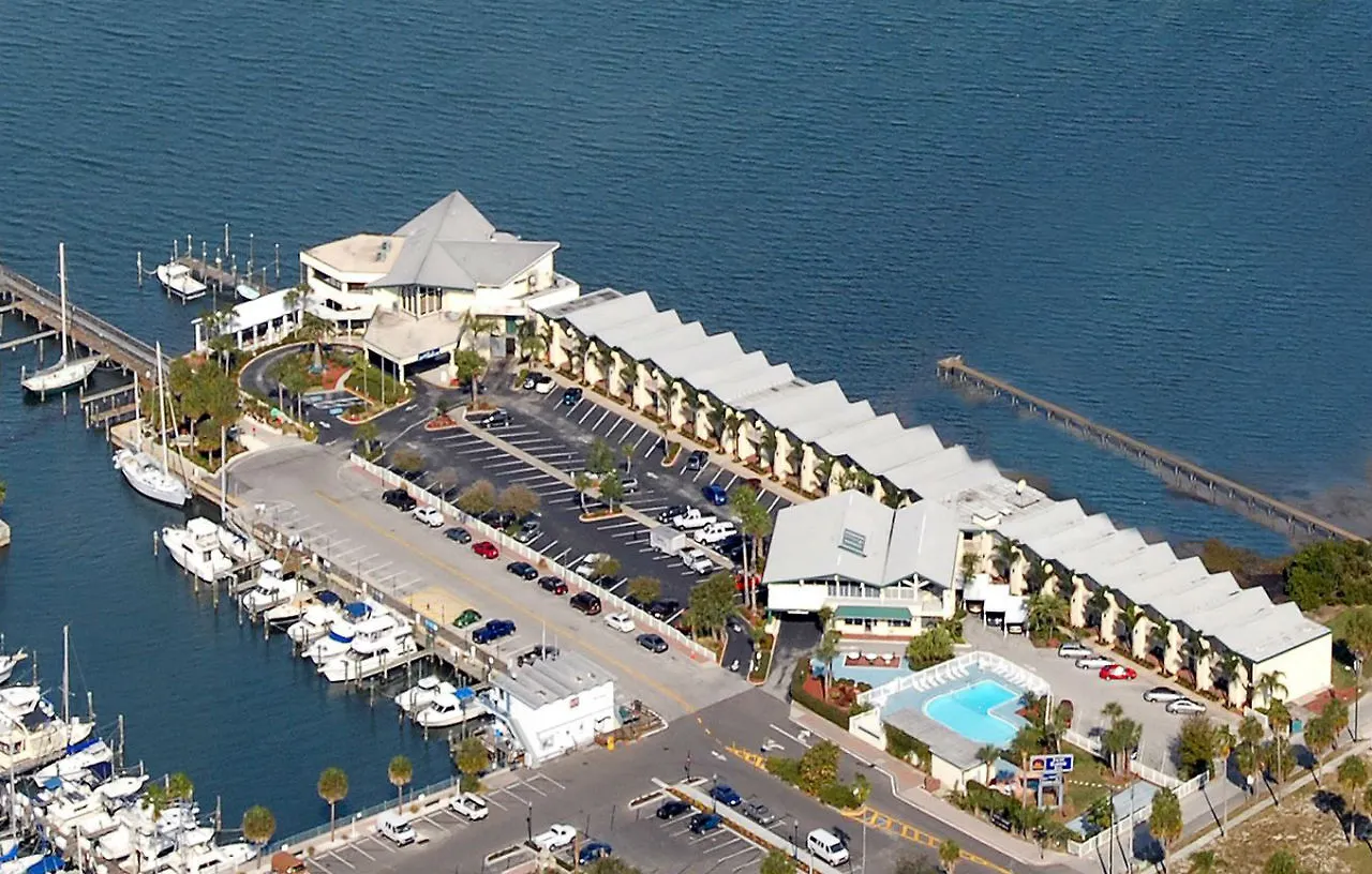 Best Western Plus Yacht Harbor Inn Dunedin